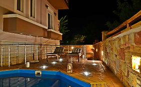Mastiha Villas In Town